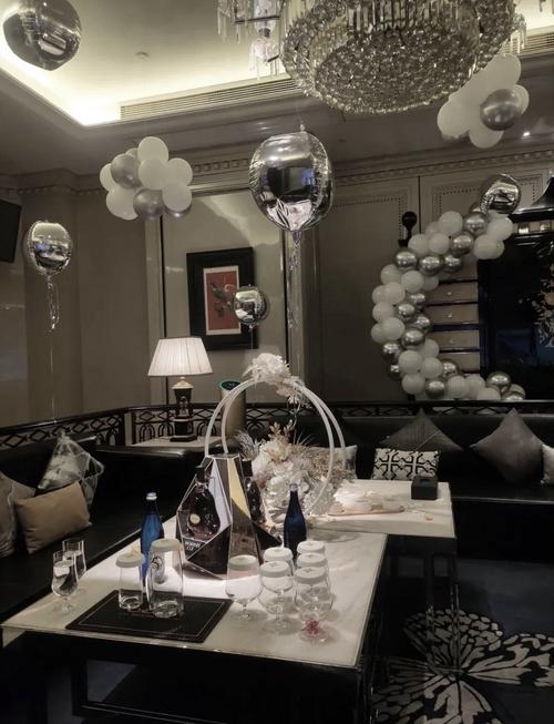 上海星空国际KTV诚邀礼仪模特共绘璀璨夜生活