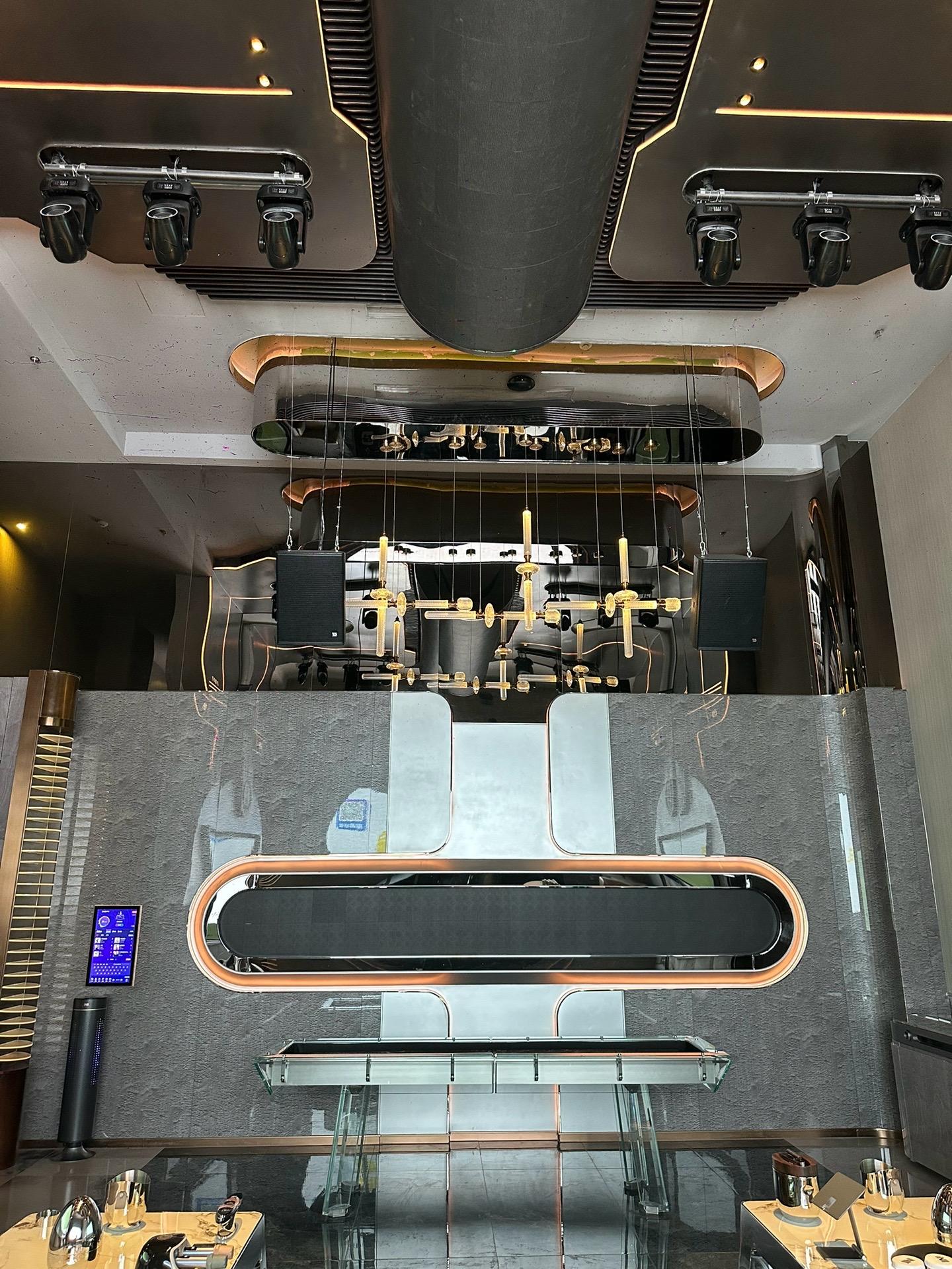 魔都上海高端商务夜总会可靠队长直招,生意爆好·