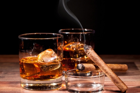 呼和浩特八号KTV招聘模特及酒水促销员