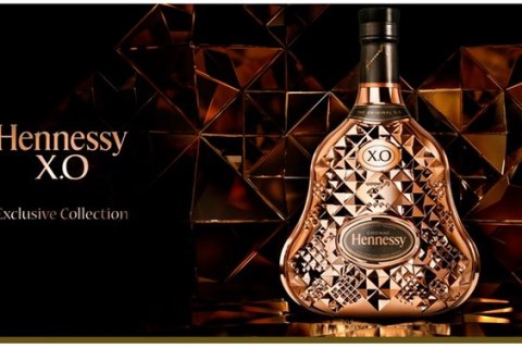 无锡高端夜场招聘女孩，日结工资提供住宿