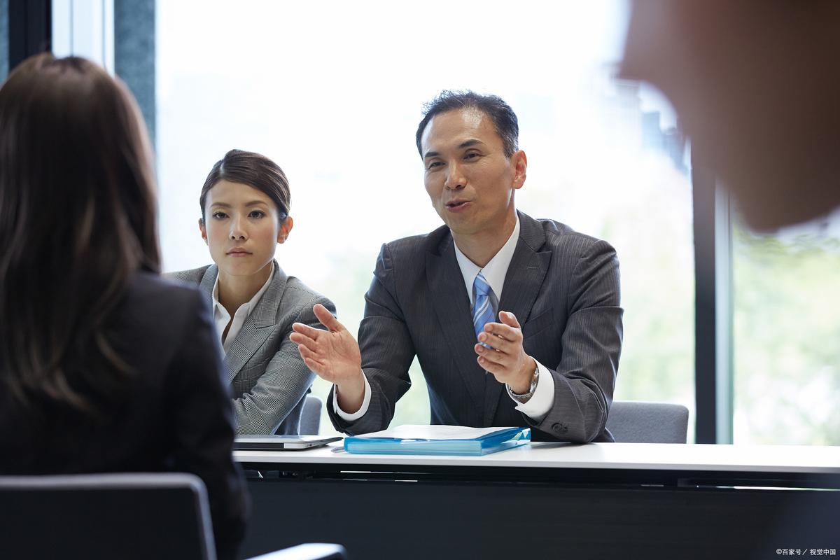 夜场面试中的雇主禁忌与职业态度