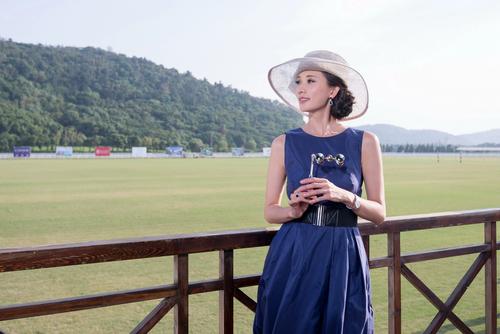 夜场模特招聘要求与职业特点解析