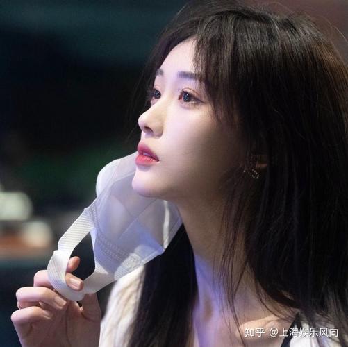南昌夜场女子：做夜场你嫌弃我，不做夜场你养不起我？