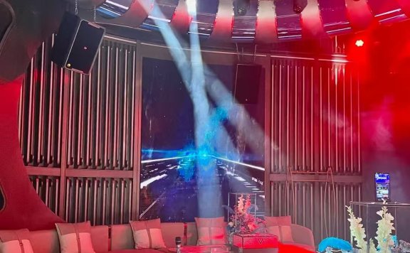 西安老牌 KTV 招模特,长期稳定好赚钱